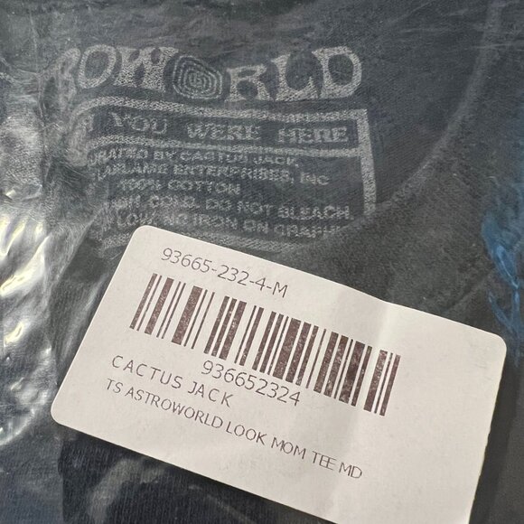 Travis Scott Astroworld Look Mom Tee NWT Medium - Picture 6 of 6